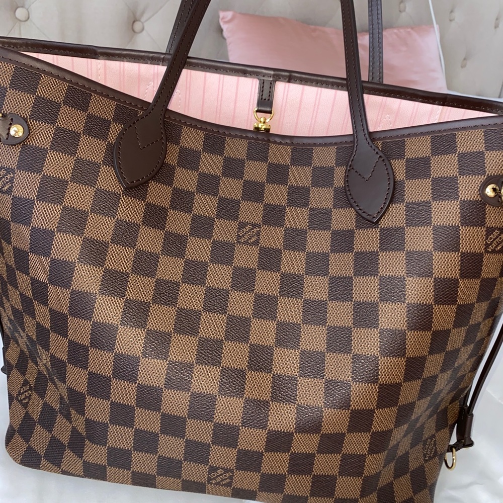 Louis Vuitton Neverfull MM